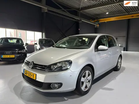 Volkswagen Golf 1.2 TSI Highline BlueMotion Cruise | PDC