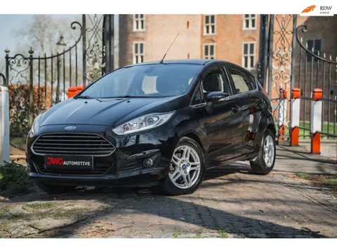 Ford Fiesta 1.25 82PK/5DEURS/NIEUWE APK/STOEL VERWARMING