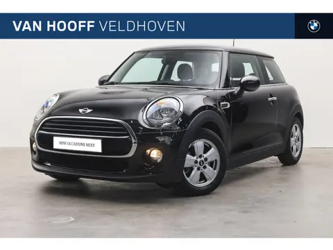 MINI Hatchback Cooper Business / Cruise Control / Airconditioning / Multifunctioneel stuurwiel / PDC