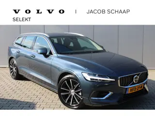 Volvo V60 T6 Plug-in hybrid AWD Essential Bright | Leder | Trekhaak | Adaptieve Cruise | All Season 