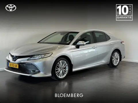 Toyota Camry 2.5 Hybrid Business Plus | Leder | Navigatie | Stoelverwarming |