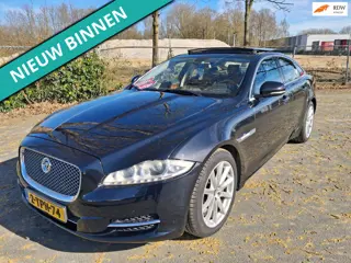 Jaguar XJ 3.0 V6D Premium Luxury BOMVOLLE AUTO RIJDT EN SCHAKELT TOP