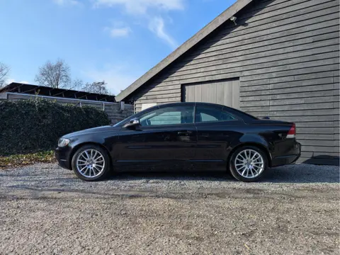Volvo C70 Convertible 2.5 T5 Momentum (bj 2007, automaat)