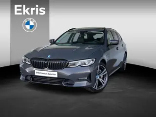 BMW 3 Serie Touring 330e | Innovationspakket | Comfort Access | Achteruitrijcamera | Panoramadak | S