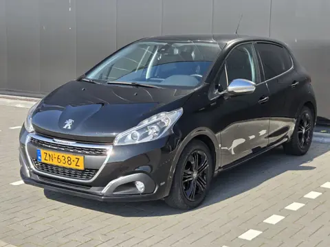 Peugeot 208 1.2 PureTech Signature
