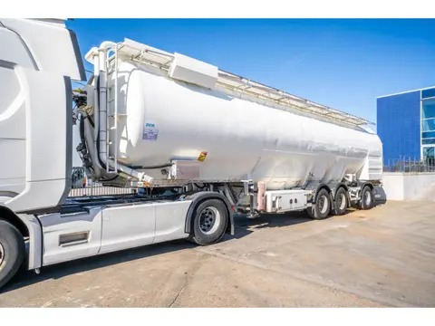 OVA PULVÉ 9 COMP. - 53M3 (bj 2016)