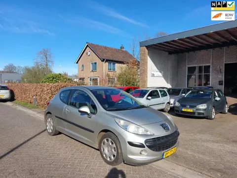 Peugeot 207 1.4 Color-line met Nieuwe APK