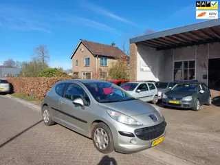Peugeot 207 1.4 Color-line met Nieuwe APK