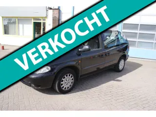 Chrysler Grand Voyager 3.3i V6 SE Luxe zo mee voor rij of sloop motor en bak goed
