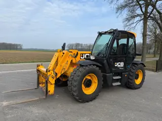 JCB JCB 536-60 verreiker (airco,giekveerring) (bj 2017)