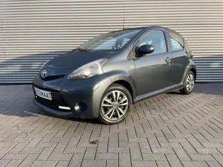Toyota Aygo 1.0 VVT-i Aspiration automaat bouwjaar 2013