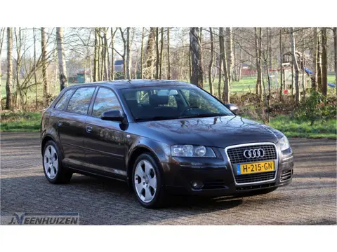 Audi A3 Sportback 1.6 FSI Ambition | 2005 | Clima | Cruise | Stoelverwarming