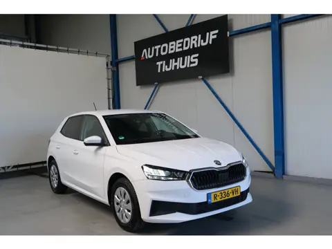 Skoda Fabia 1.0 TSI Ambition - N.A.P. Airco, Cruise, PDC, Carplay.