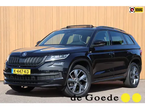 Skoda Kodiaq 1.5 TSI Sportline Business org.NL schuifdak trekhaak el.klep canton leer+verw. camera
