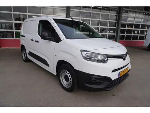 Toyota PROACE CITY 1.5 D-4D 102PK Live Airco | Cruise | Camera | Trekhaak | Apple CP-Android auto
