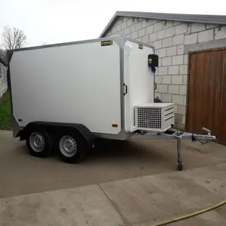 gesloten aanhangwagen frigo