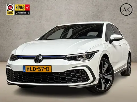 Volkswagen Golf 1.4 eHybrid GTE 245Pk Automaat (APPLE CARPLAY, GROOT NAVI, GETINT GLAS, KEYLESS, SPO