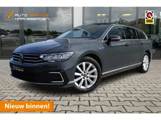 Volkswagen Passat Variant 1.4 TSI PHEV GTE | ACC | Camera | DAB |