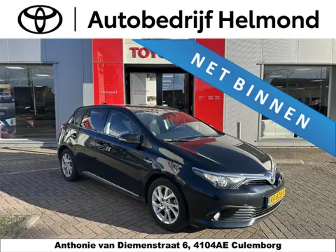 Toyota Auris 1.8 Hybrid Dynamic | Delaer onderhouden | Smart Entry | Deep titanium kleur