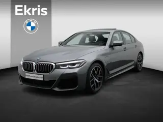BMW 5 Serie Sedan 545e xDrive M Sportpakket | Trekhaak | Schuifdak | Sportstoelen  | Active Cruise C