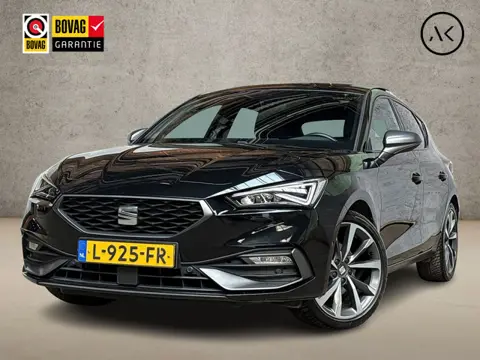 SEAT Leon 1.5 eTSI FR Sport 150Pk Automaat (SCHUIFDAK, APPLE CARPLAY, GROOT NAVI, PARKEERSENSOREN, S