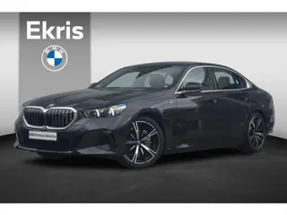 BMW i5 eDrive40 M Sport | Trekhaak / Panoramadak / Driving Assistant Professional / Parking Assistan
