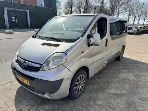 Opel Vivaro 2.5 CDTI L2H1 DC *EXPORT* (bj 2008)