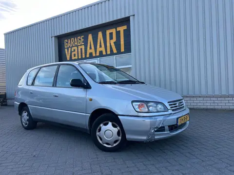 Toyota Picnic 2.0 GLi