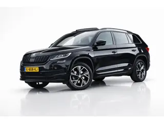 Skoda Kodiaq 1.5 TSI Sportline | TREKHAAK | ADAPT. CRUISE | NAP | CANTON | PANORAMADAK | DEALER ONDE