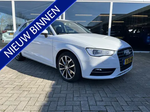 Audi A3 1.4 TFSI Attraction Cruise / Clima / Lmv / Stoelverwarming