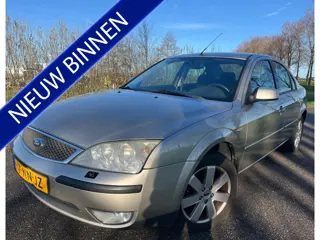 Ford Mondeo 1.8-16V First Edition Nieuwe APK