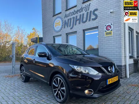 Nissan Qashqai 1.2 Tekna / Nieuwe ketting / 360 camera / Telefoon / Panorama dak / Climate Controle 