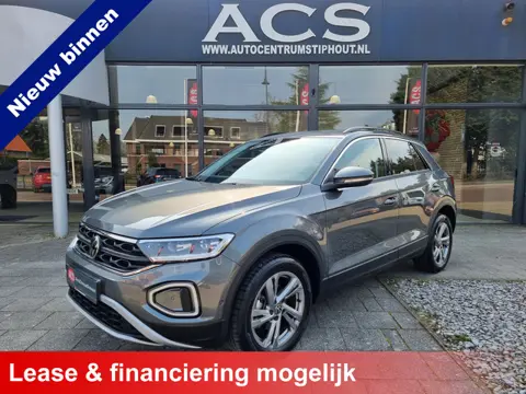 Volkswagen T-Roc 1.0 TSI Edition | Ad.cruise | Camera | 2025 | Fabrieksgarantie | Nieuwstaat!