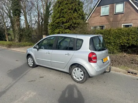 RENAULT MODUS 1.6-16V Dynamique*automaat*trekhaak*cruise*airco*NAP*