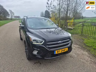 Ford KUGA 2.0 TDCi 4x4 ST LINE PANO AUTOMAAT LEER VOL