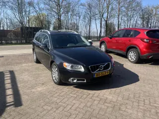 Volvo V70 1.6 T4 Limited Edition AUTOMAAT TREKHAAK OPEN DAK LEER STOELVERWARMING