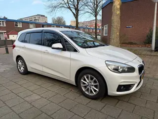 BMW 2-serie Grand Tourer 216d Euro 6 White Metallic NW APK