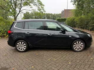 Opel Zafira Tourer 1.4 Cosmo Airco Cruise Black Magic