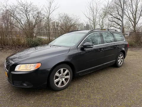 Volvo V70 1.6 DRIVe Momentum Cruise PDC Black Edition NW APK