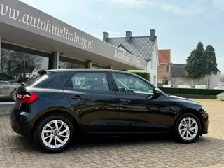 Audi A1 SPORTBACK 30 TFSI Advanced edition|Zwart|Nav|5 Drs|1e Eigenaar|Automaat