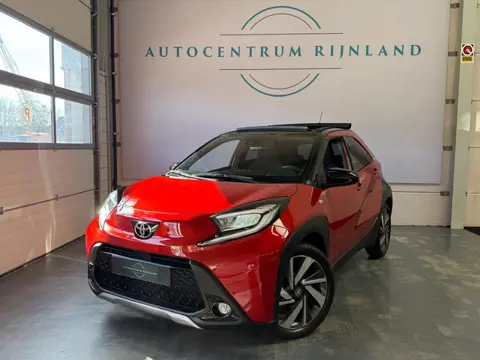 Toyota Aygo X 1.0 VVT-i S-CVT Envy Open Dak Automaat 1 Jaar Bovag garantie