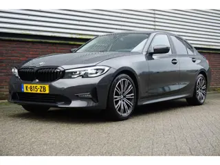 BMW 3-serie 320i High Exec.Individual/Dealeronderhouden/ Trekhaak wegklapbaar