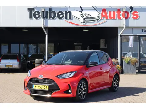 Toyota Yaris 1.5 Hybrid Launch Edition Navigatie, Camera, Automaat, Cruise control, Head up display