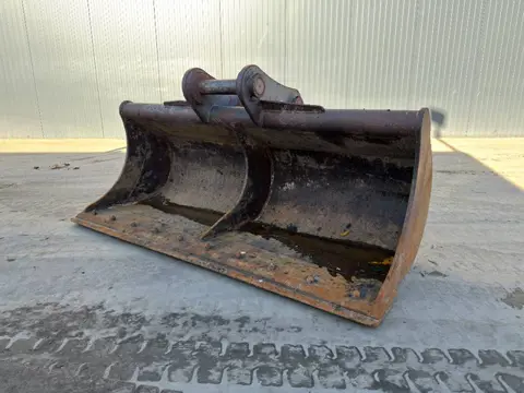 Miller Geith Volvo EC210 / EC220