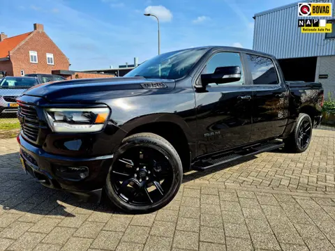 Dodge Ram 1500 5.7 V8 401PK 4x4 Crew Cab Big Horn + Nieuw model|NAP|OH historie|Panorama|LED|Leder|T