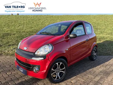 Microcar M.GO REDLINE DCI Leder | Bluetooth audio | Verwarming | Centrale deurvergrendeling