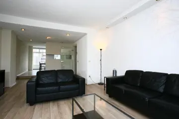 Woning aan de Lübeckstraat te Den Haag