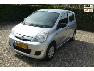 Daihatsu Cuore 1.0 Clever apk 18-3-2027 174102 km NAP