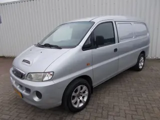 Hyundai H200 2.5 TCI lang (bj 2006)