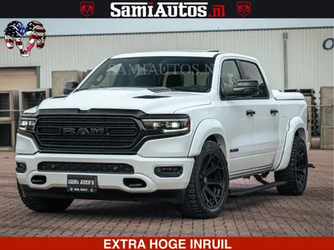 Dodge Ram 1500 Limited Night | 5.7 V8 Hemi Full Option | LPG | Comfortabele Dubbele Cabine met Royal